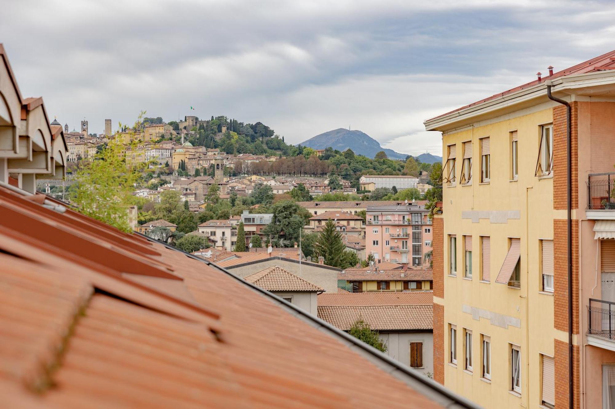 Appartamento Bergamo 23 Exterior foto